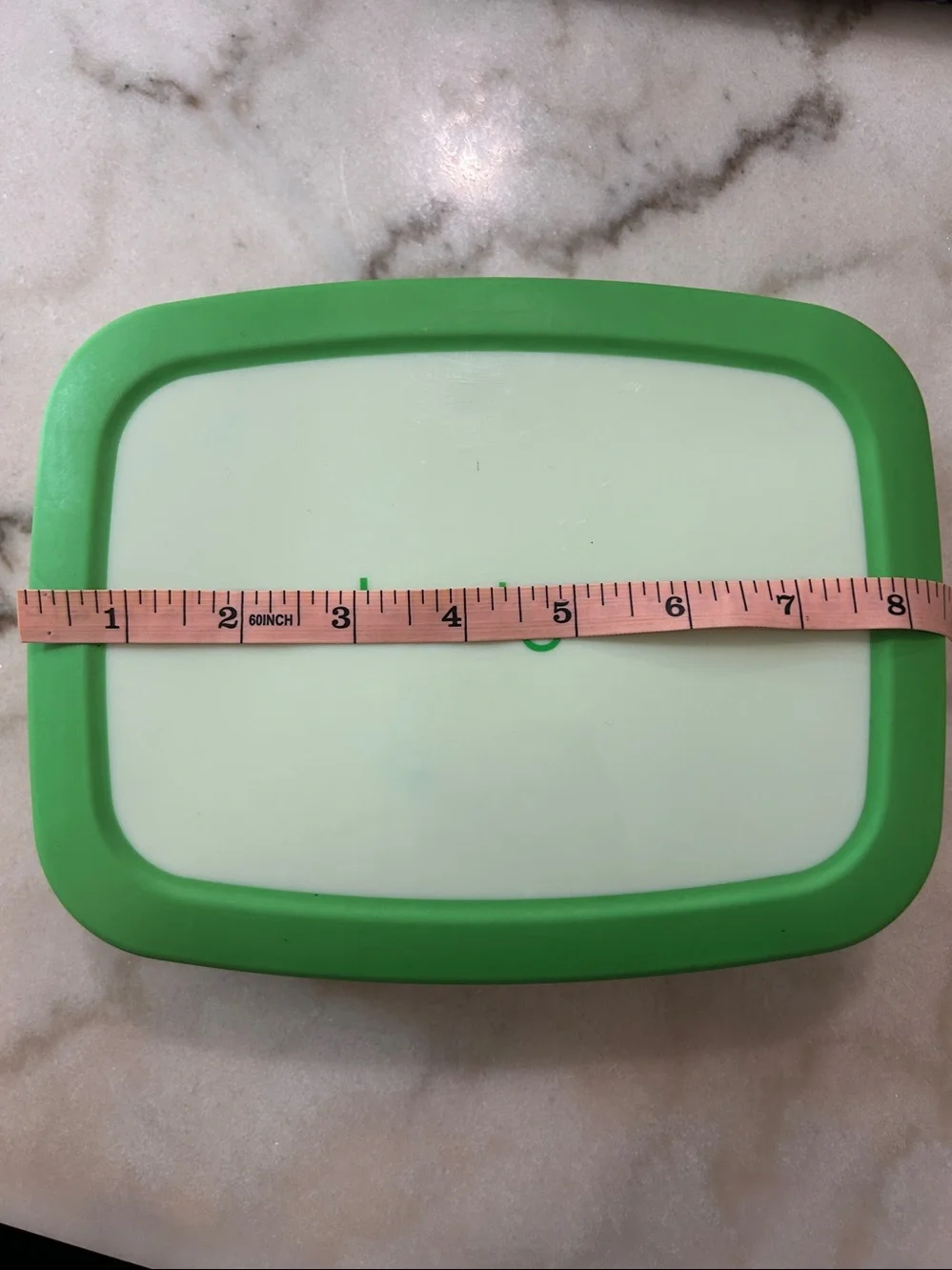 Bentgo-Style Kids Lunchbox Tray 5 Compartment Green plus FREE food picks
